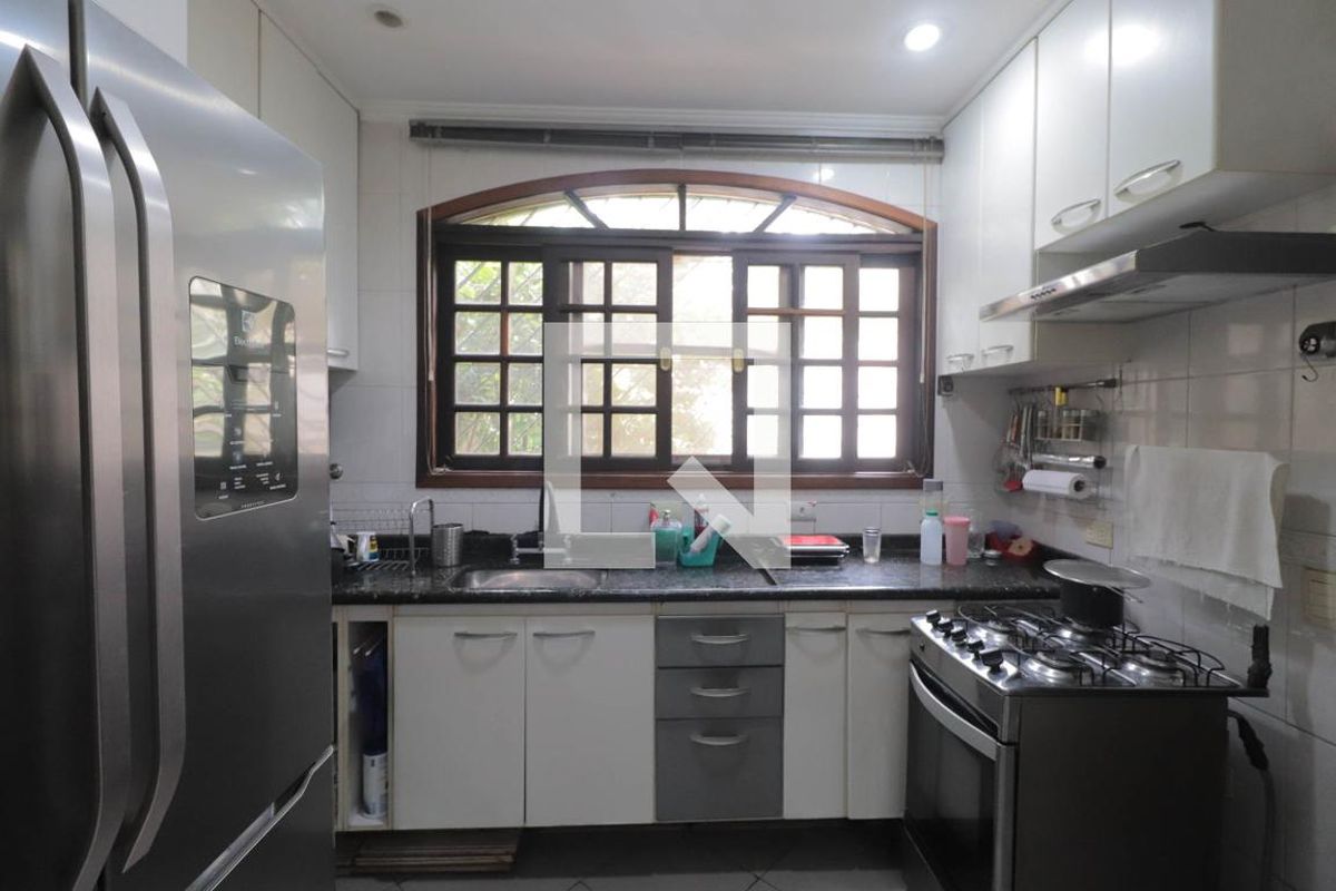 Casa, 2 quartos, 269 m² - Foto 92