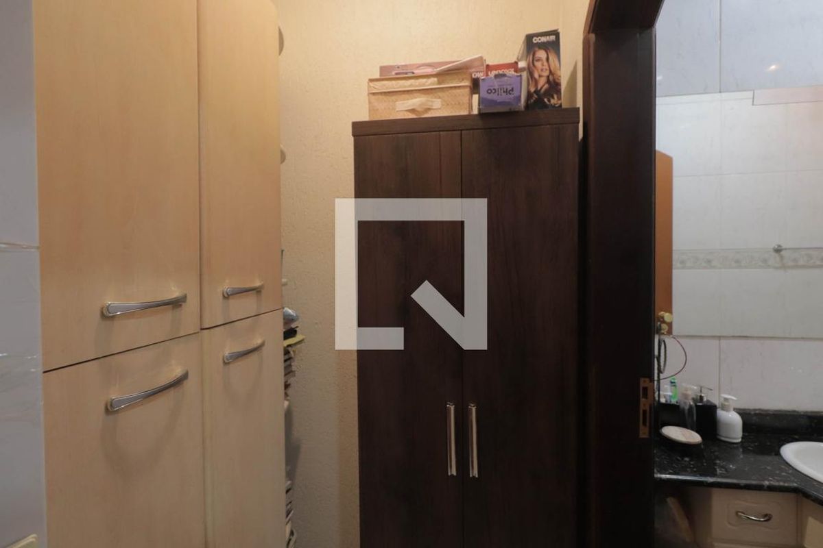 Casa, 2 quartos, 269 m² - Foto 56