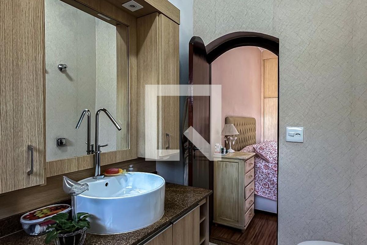Casa, 4 quartos, 200 m² - Foto 70