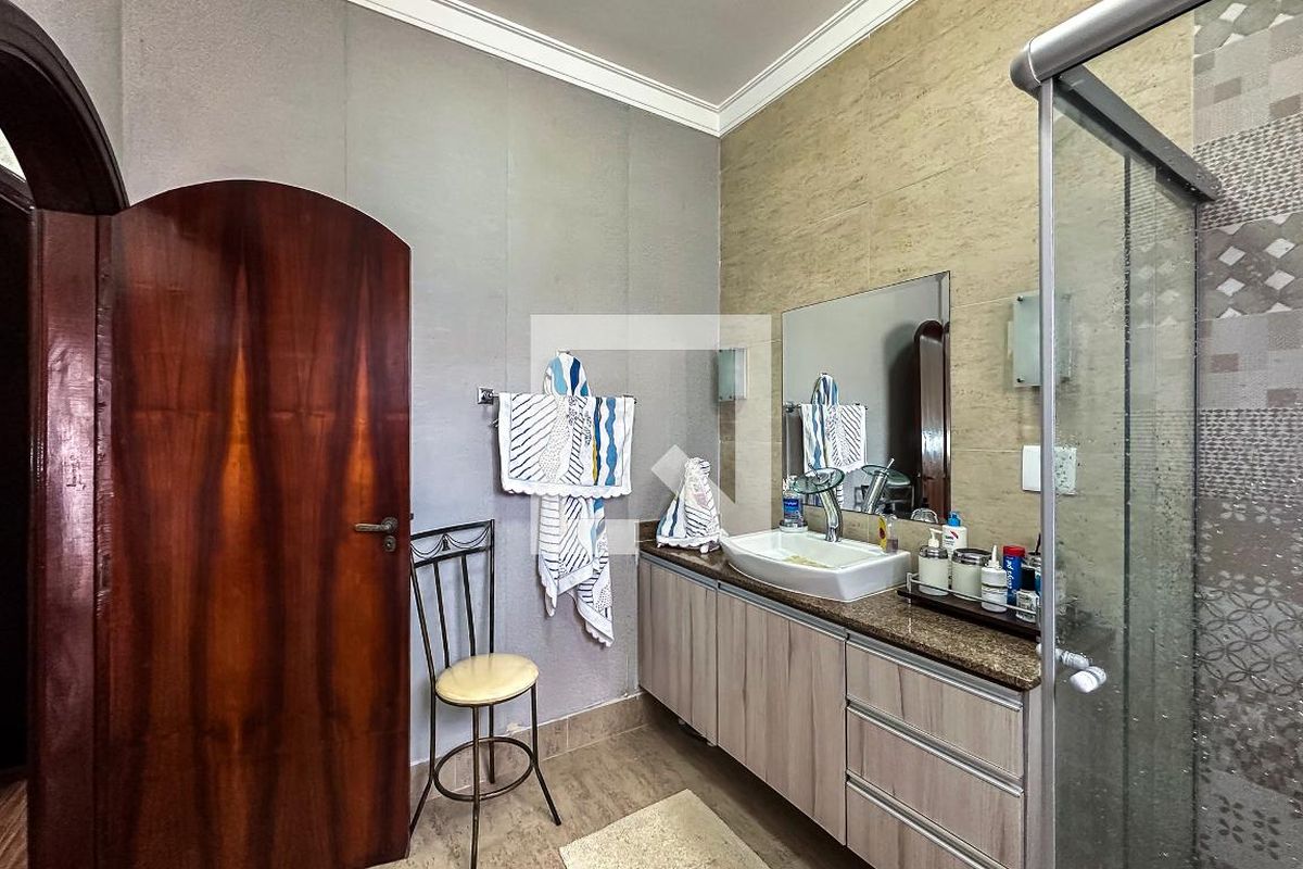 Casa, 4 quartos, 200 m² - Foto 92