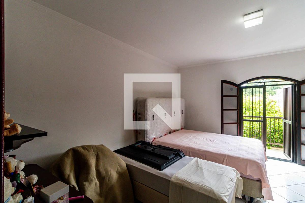 Casa, 3 quartos, 295 m² - Foto 36