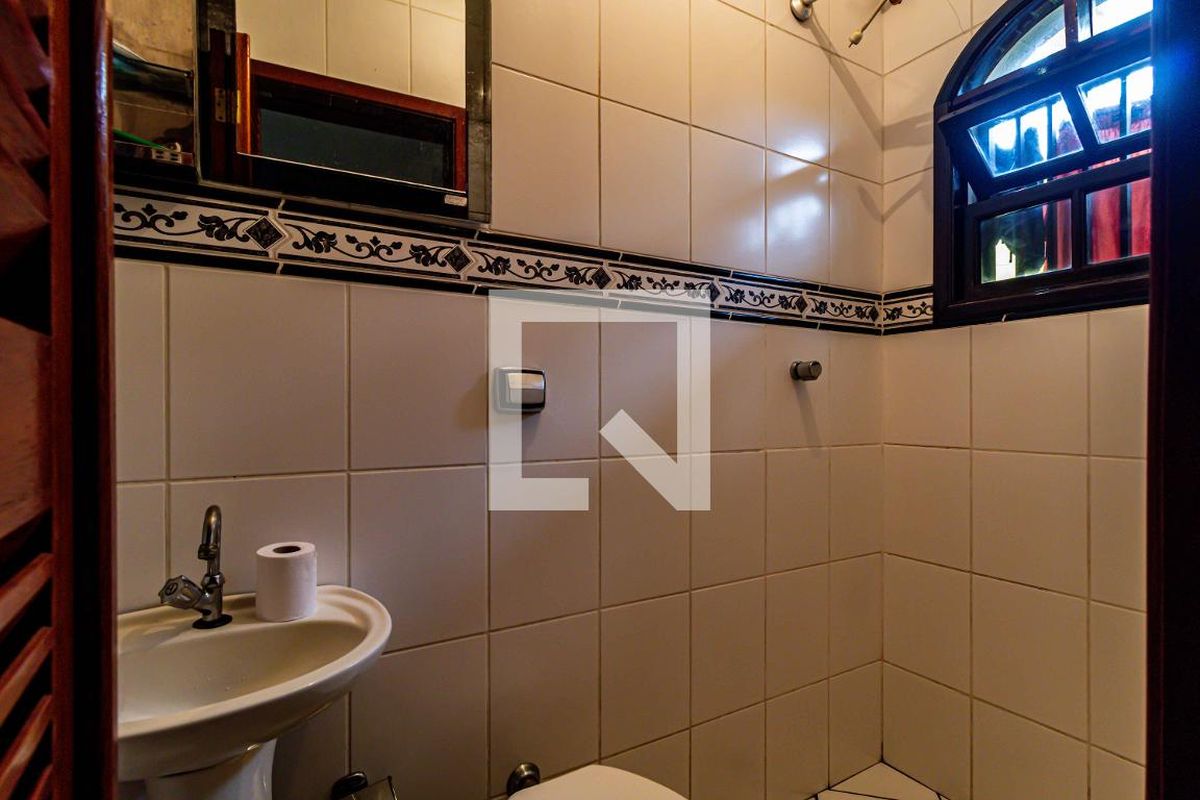 Casa, 3 quartos, 295 m² - Foto 74