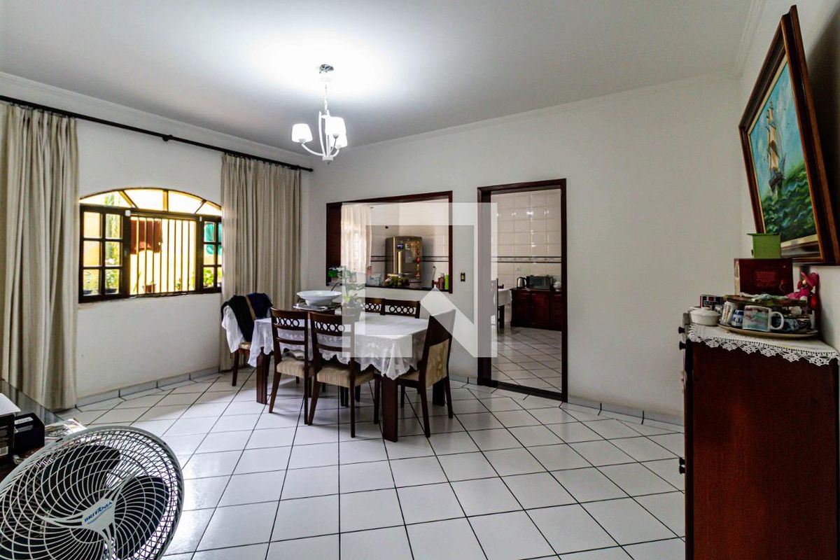 Casa, 3 quartos, 295 m² - Foto 78