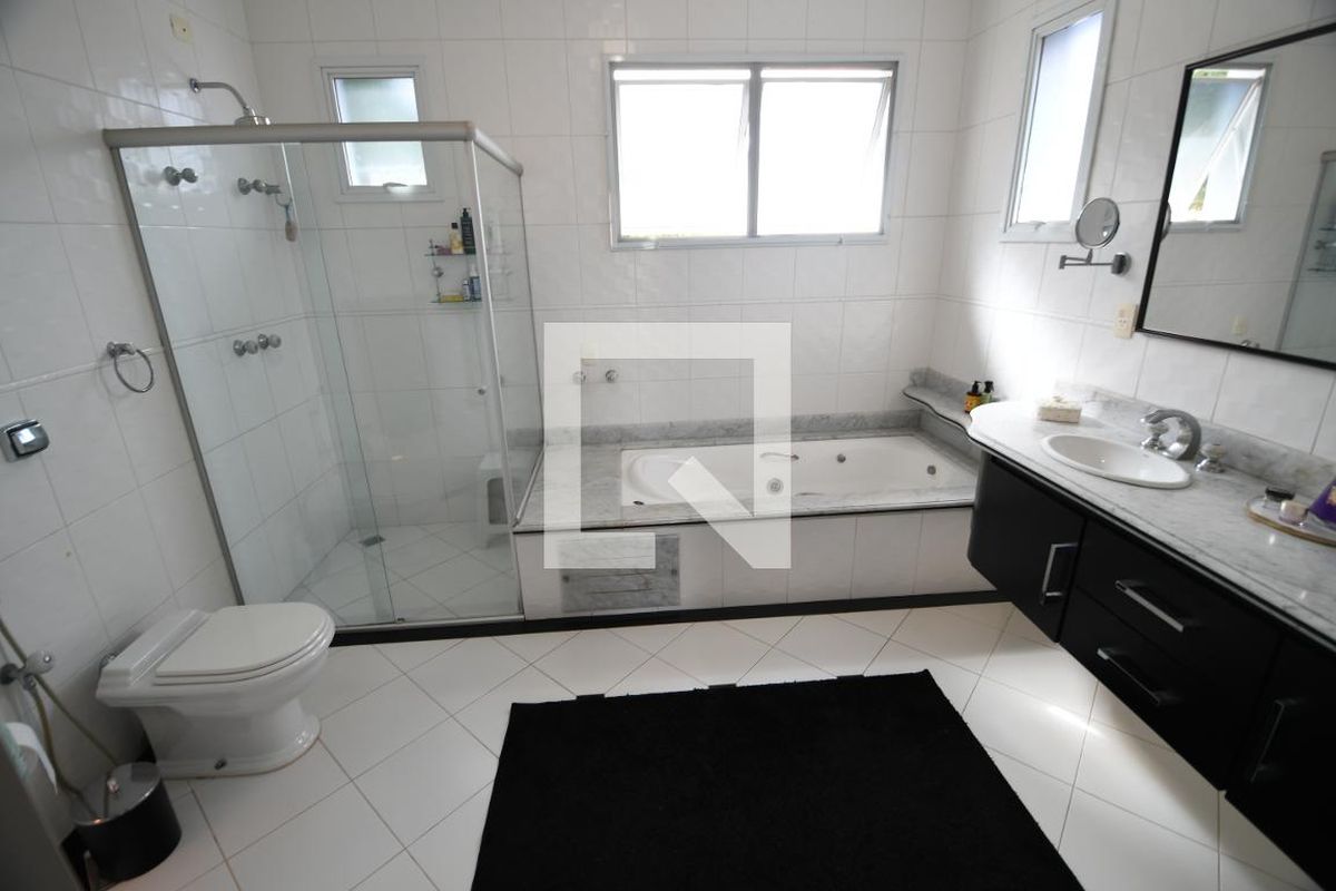 Casa à Venda - Jardim Flamboyant, 3 Quartos,  394 m2 em , Campinas - sp | SoloBR