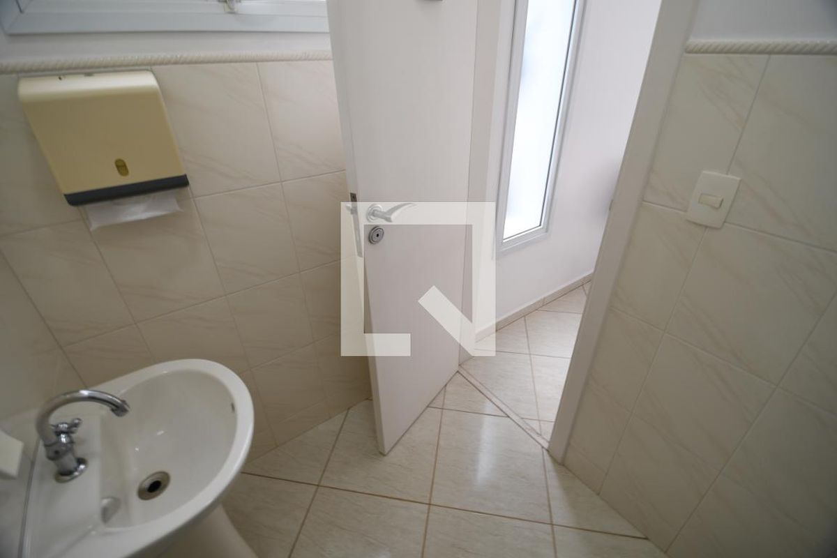 Casa à Venda - Jardim Flamboyant, 3 Quartos,  394 m2 em , Campinas - sp | SoloBR
