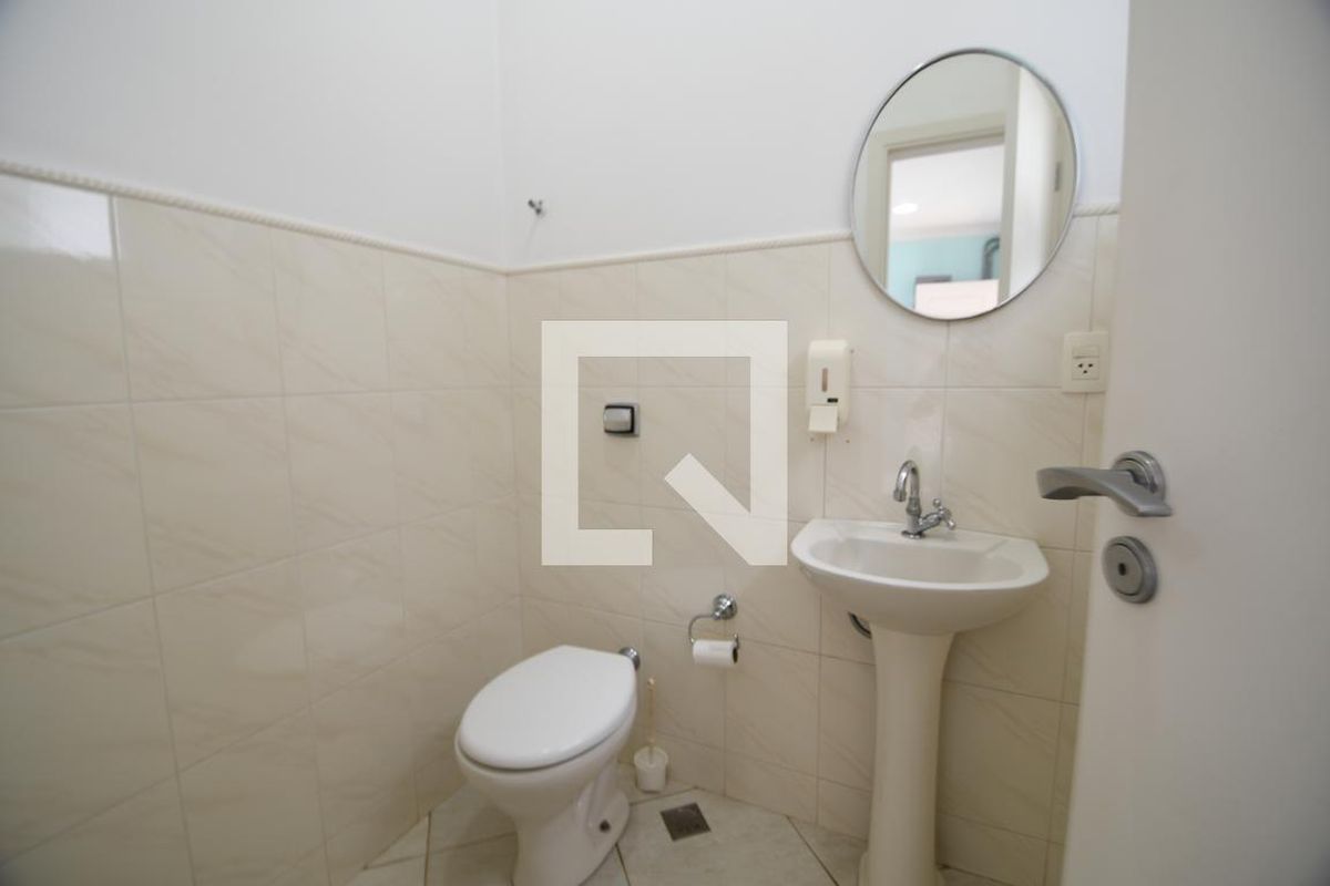 Casa à Venda - Jardim Flamboyant, 3 Quartos,  394 m2 em , Campinas - sp | SoloBR