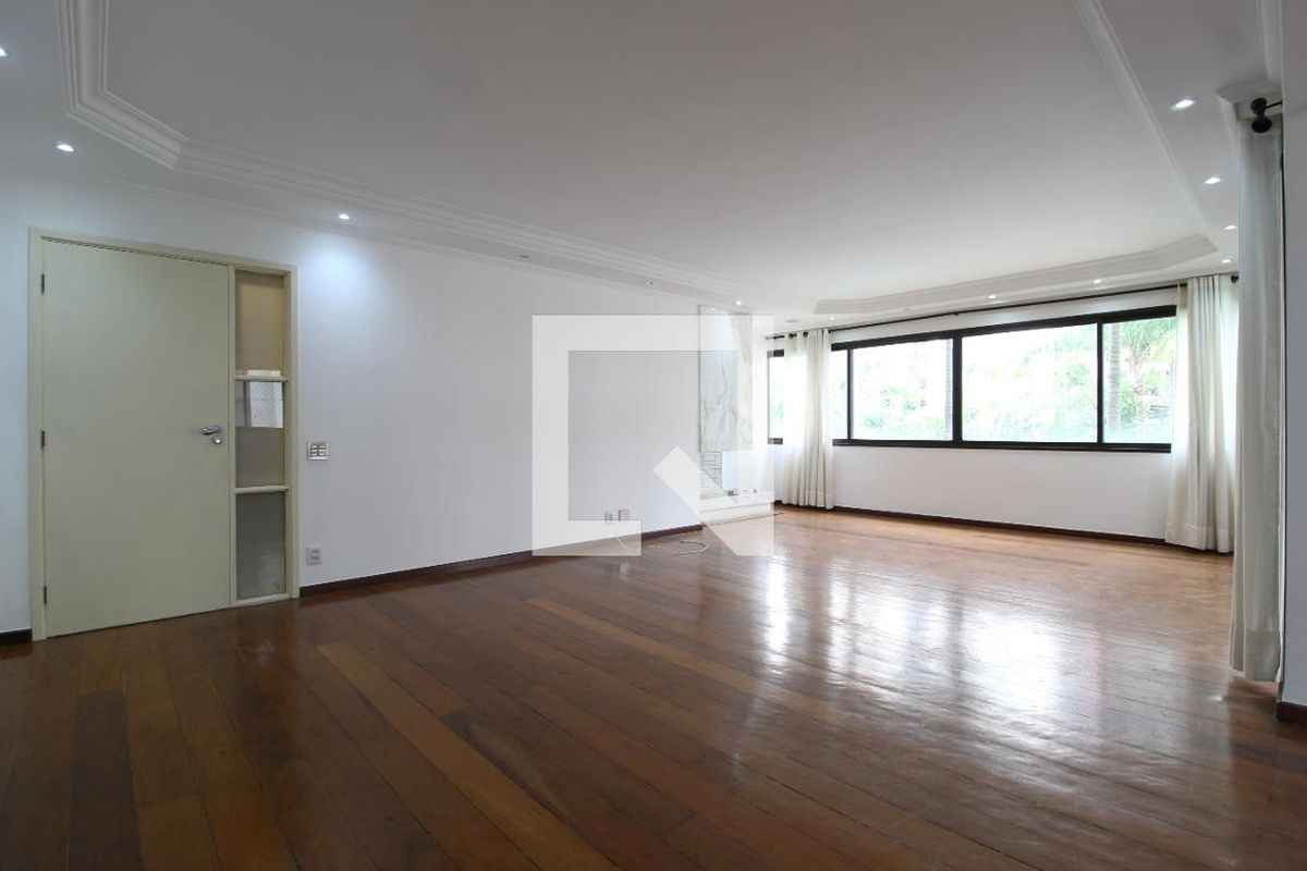 Apartamento, 3 quartos, 162 m² - Foto 2