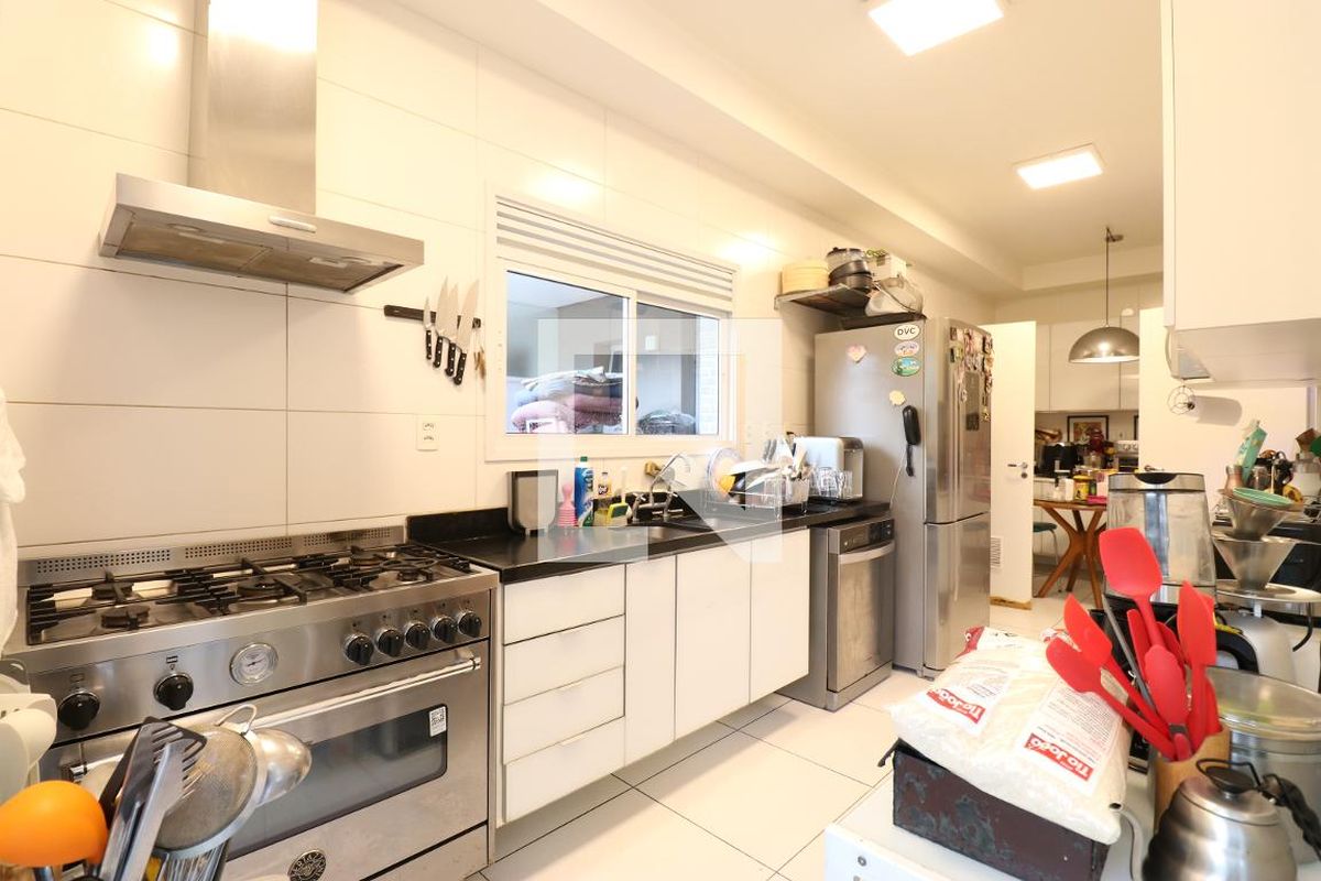 Apartamento, 4 quartos, 252 m² - Foto 116