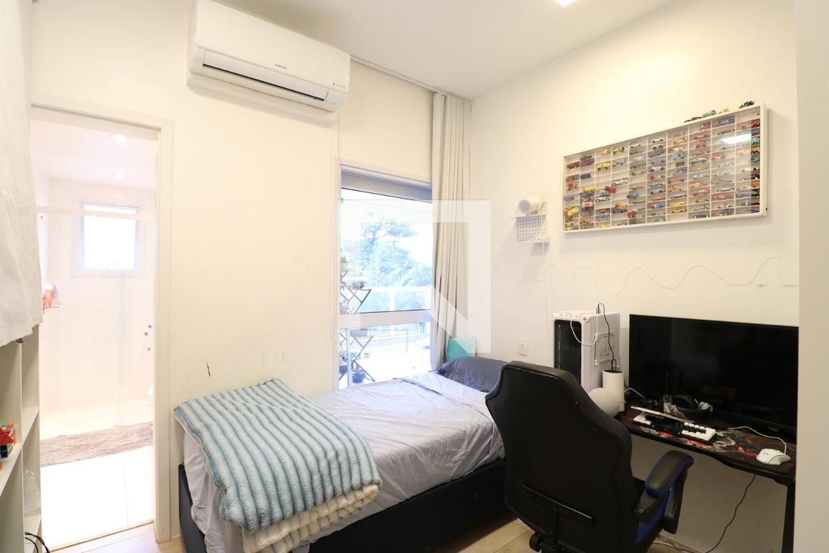 Apartamento, 4 quartos, 252 m² - Foto 40