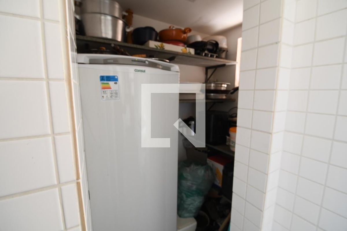 Apartamento à Venda - Mansões Santo Antônio, 2 Quartos,  104 m2 em , Campinas - sp | SoloBR