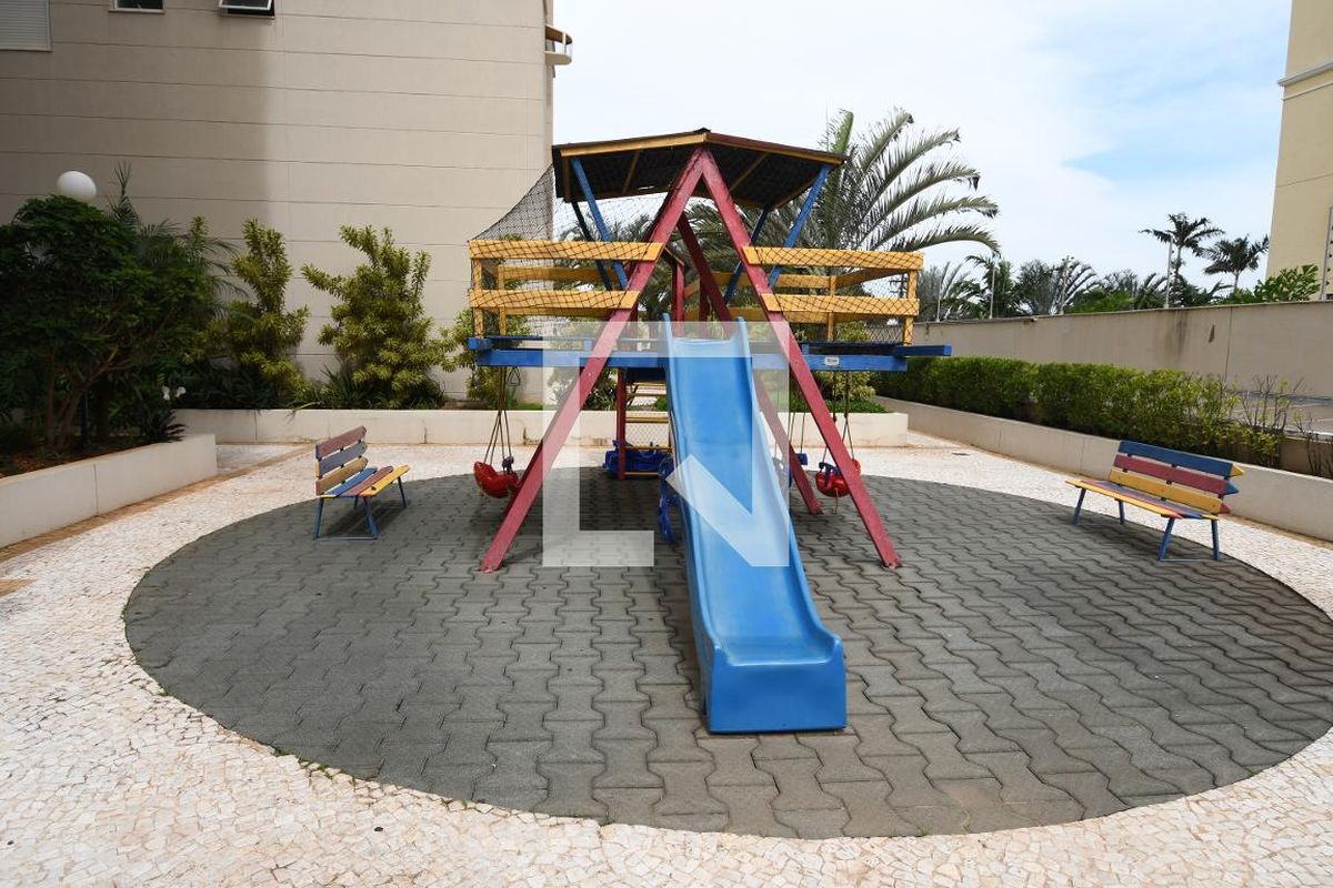 Apartamento à Venda - Mansões Santo Antônio, 2 Quartos,  104 m2 em , Campinas - sp | SoloBR