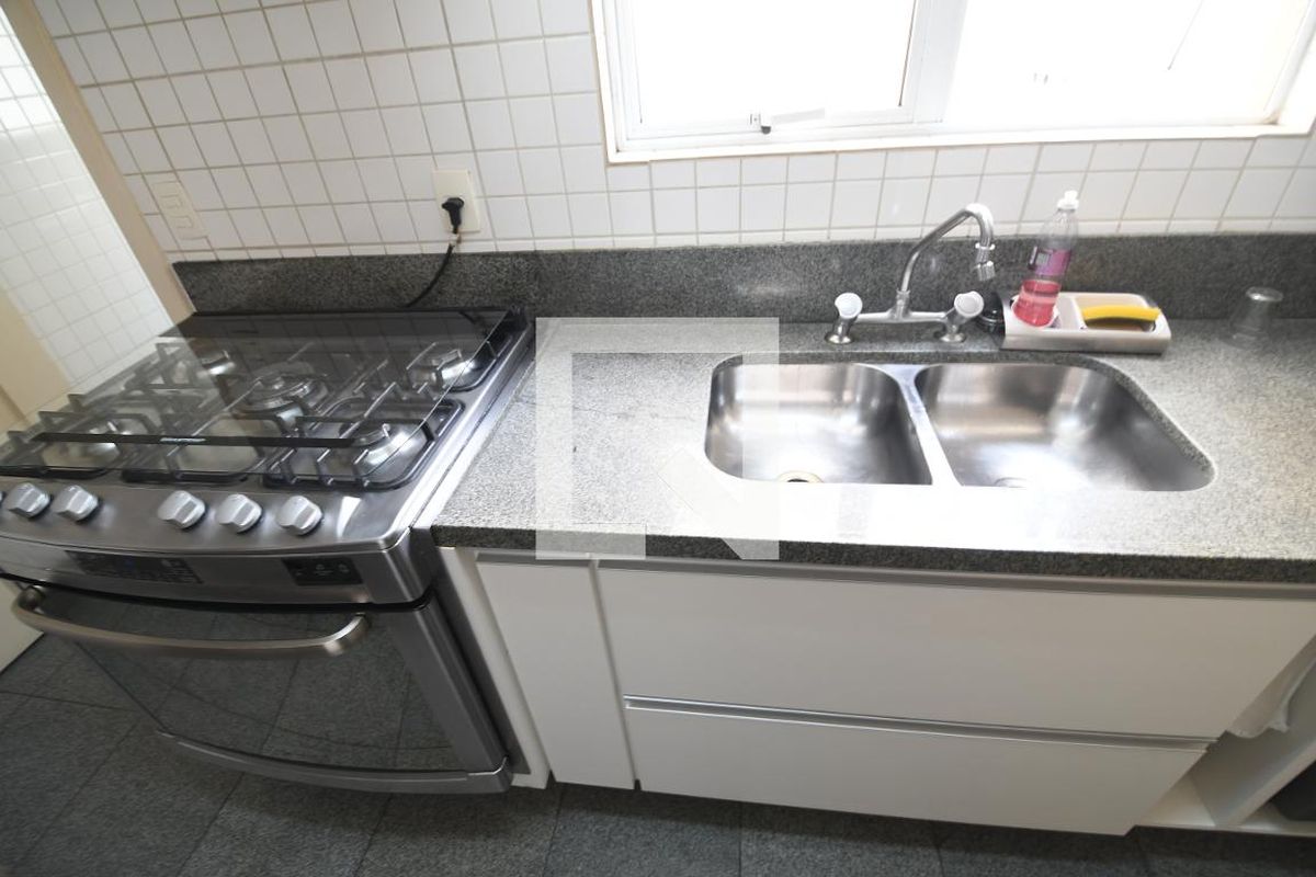 Apartamento à Venda - Mansões Santo Antônio, 2 Quartos,  104 m2 em , Campinas - sp | SoloBR