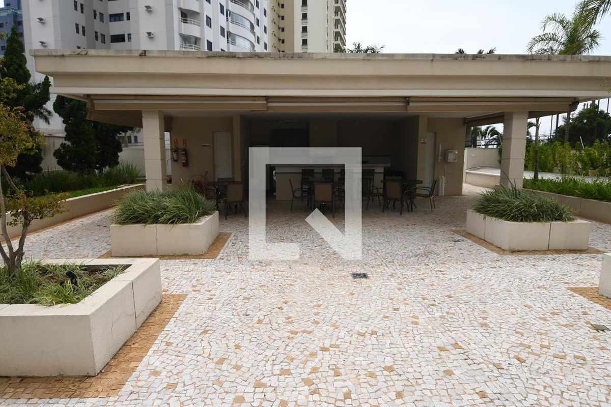Apartamento à Venda - Mansões Santo Antônio, 2 Quartos,  104 m2 em , Campinas - sp | SoloBR