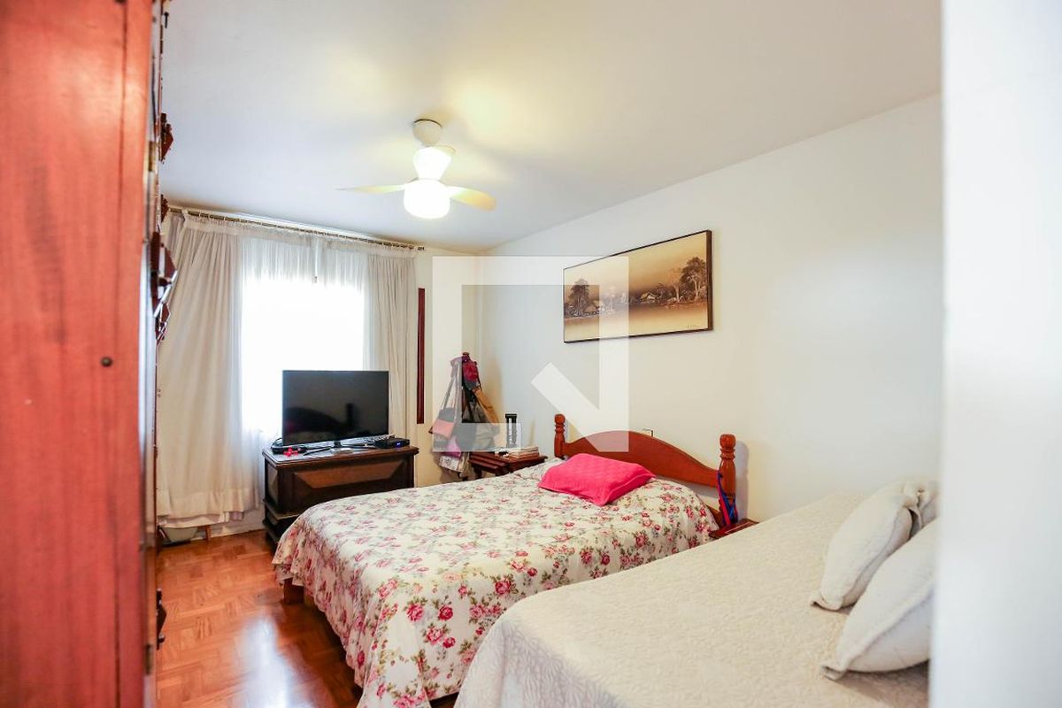 Casa, 3 quartos, 200 m² - Foto 14