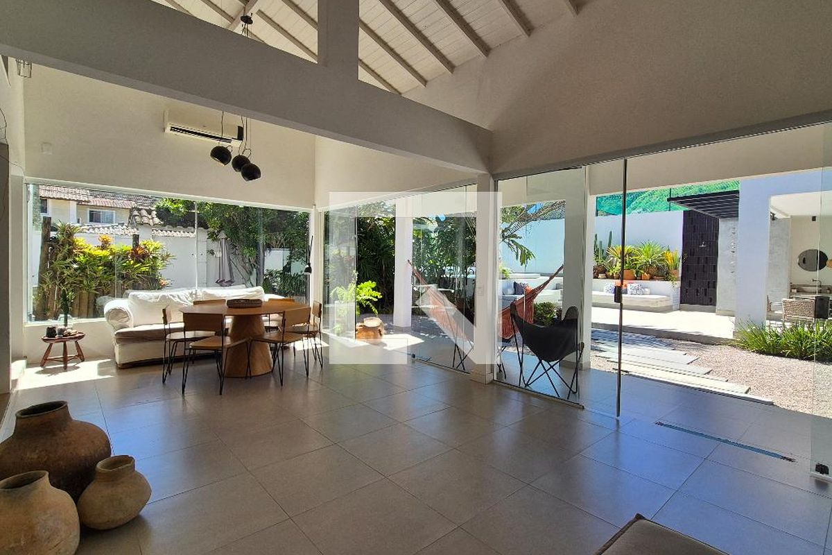 Casa, 4 quartos, 240 m² - Foto 6