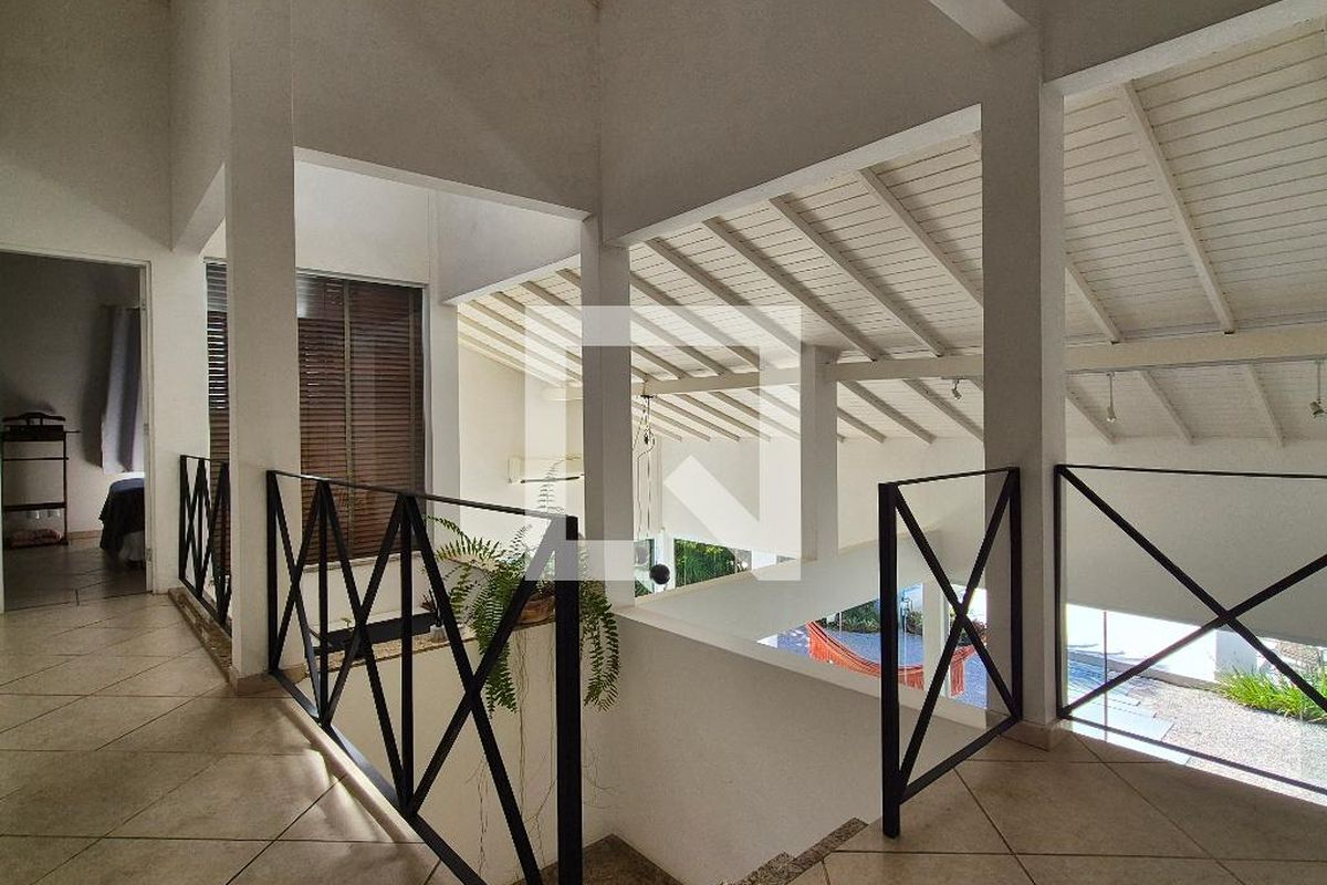 Casa, 4 quartos, 240 m² - Foto 92