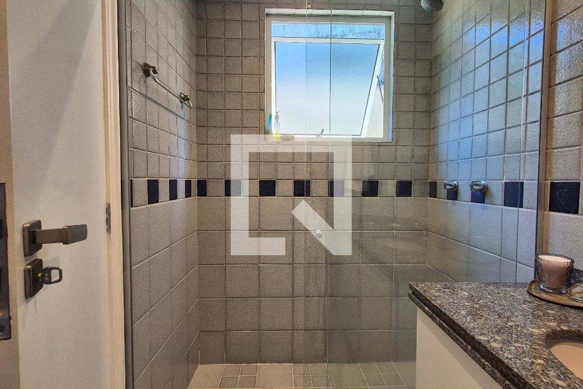 Casa, 4 quartos, 240 m² - Foto 66