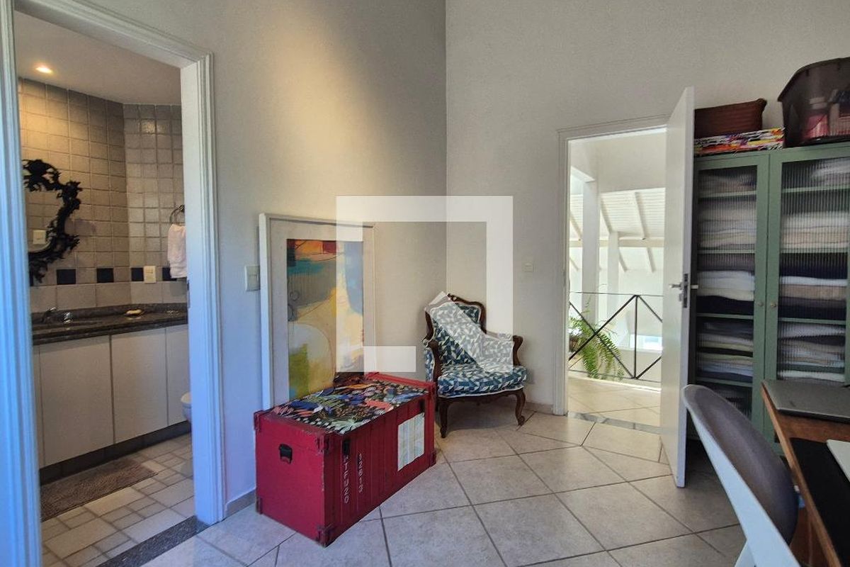 Casa, 4 quartos, 240 m² - Foto 60