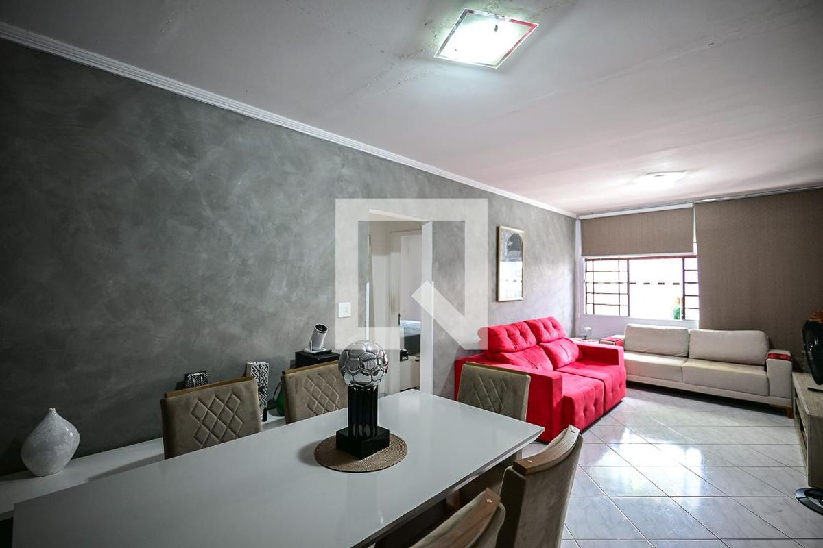 Casa, 3 quartos, 250 m² - Foto 6