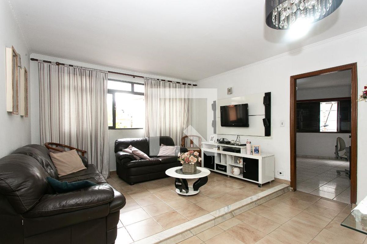 Casa, 2 quartos, 350 m² - Foto 1