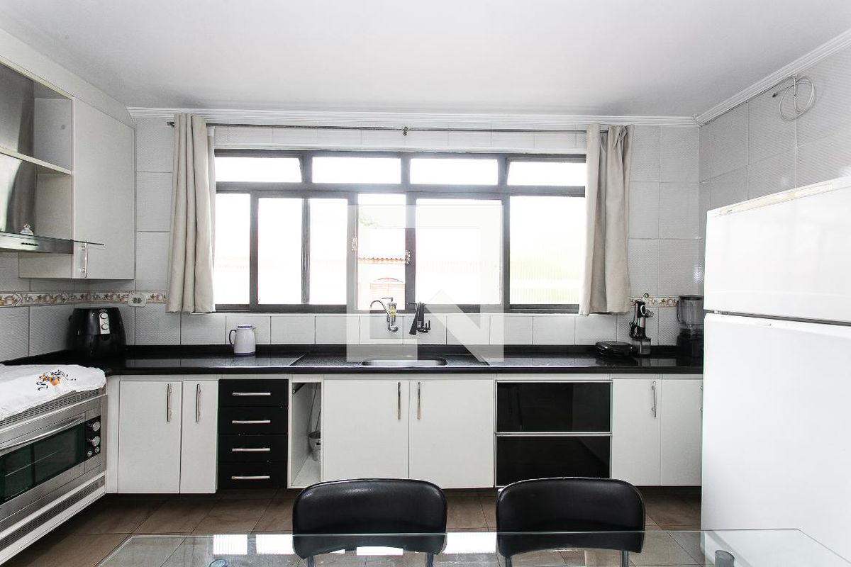 Casa, 2 quartos, 350 m² - Foto 29