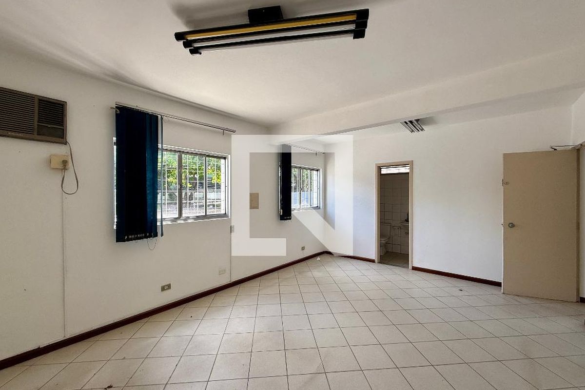 Casa, 4 quartos, 254 m² - Foto 33