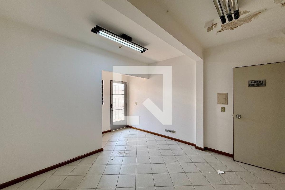 Casa, 4 quartos, 254 m² - Foto 75