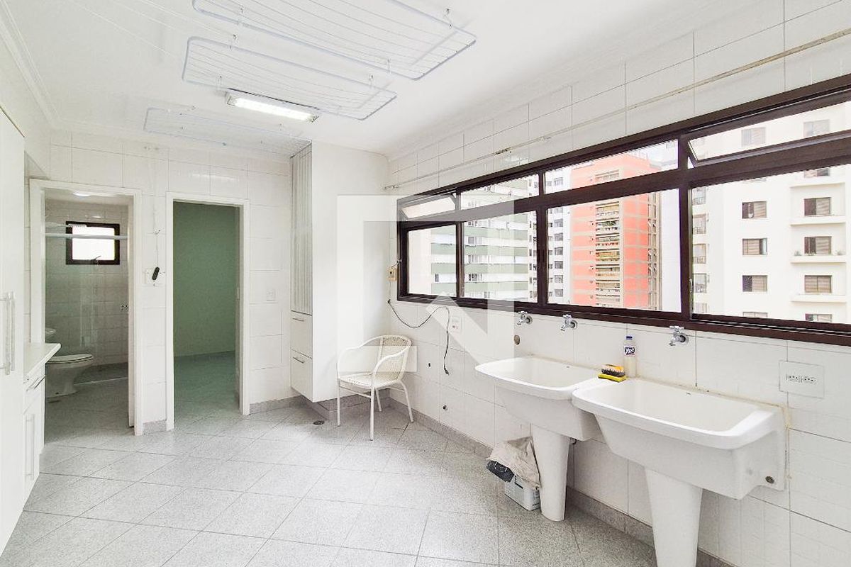 Apartamento, 3 quartos, 242 m² - Foto 56