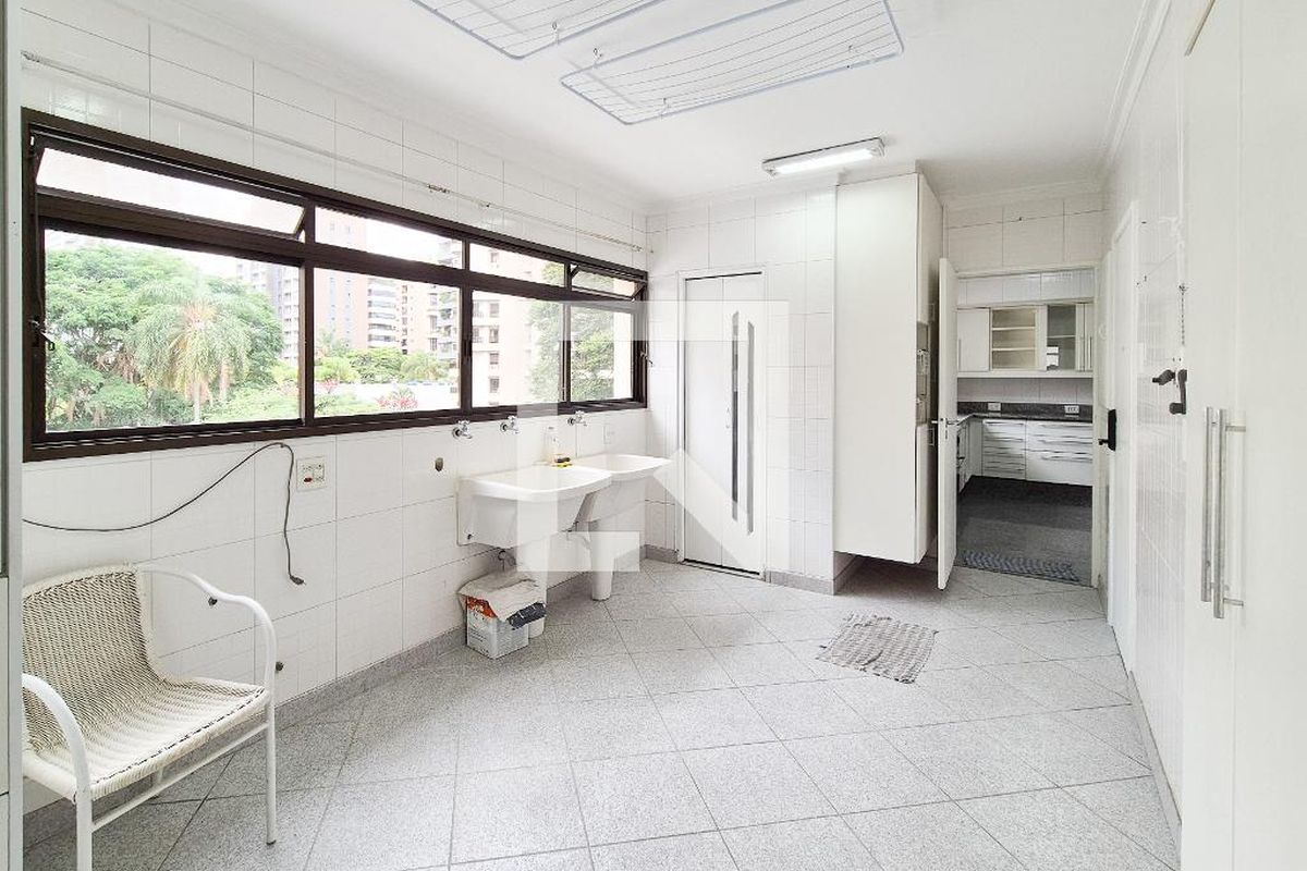 Apartamento, 3 quartos, 242 m² - Foto 54