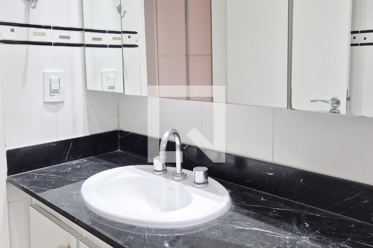 Apartamento, 3 quartos, 242 m² - Foto 32