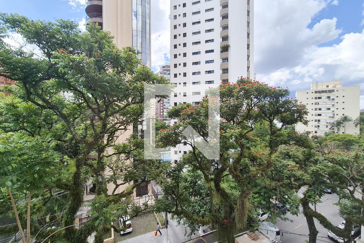 Apartamento, 3 quartos, 242 m² - Foto 42