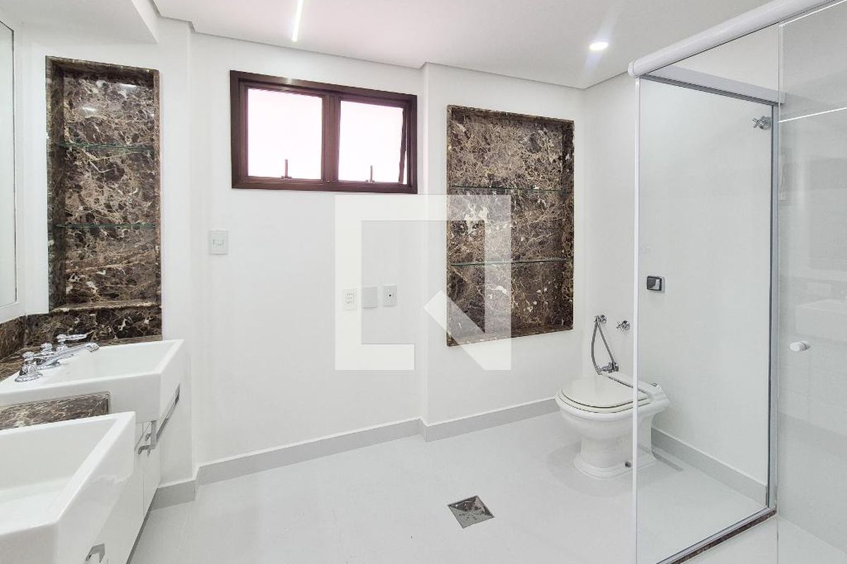Apartamento, 3 quartos, 242 m² - Foto 20