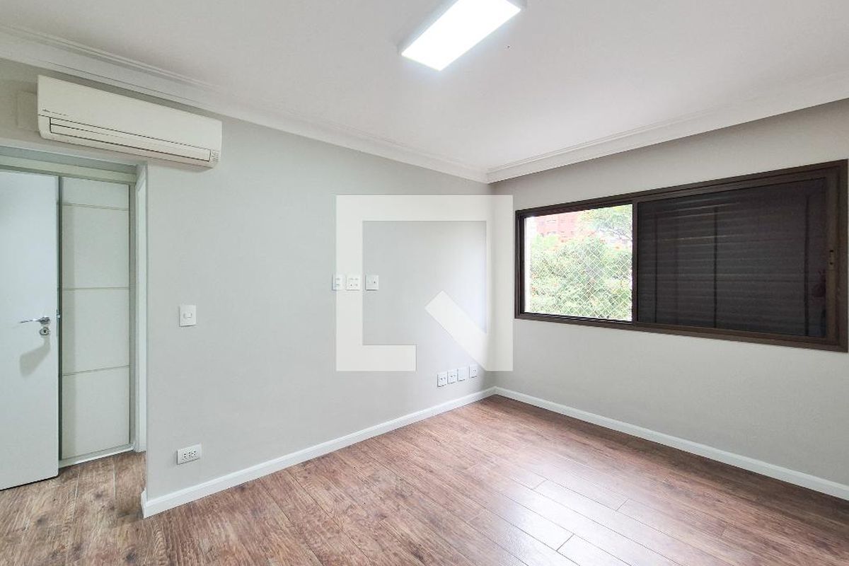 Apartamento, 3 quartos, 242 m² - Foto 25