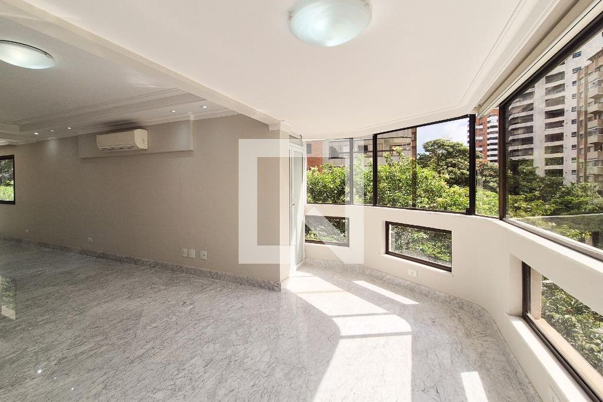 Apartamento, 3 quartos, 242 m² - Foto 6
