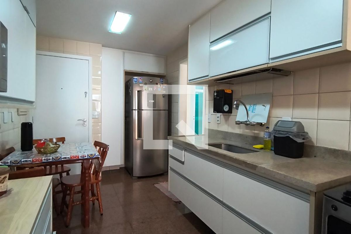 Apartamento, 3 quartos, 189 m² - Foto 70