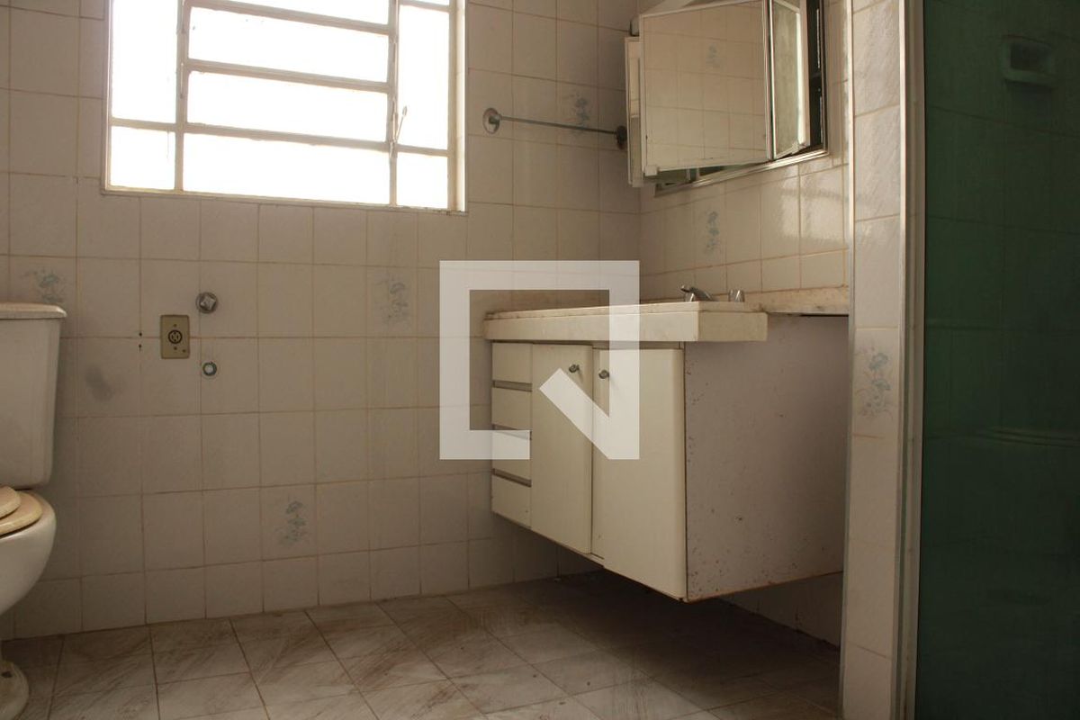 Casa, 3 quartos, 195 m² - Foto 46