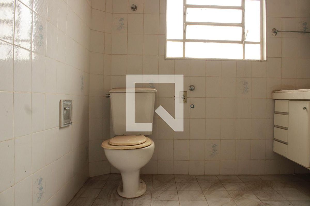 Casa, 3 quartos, 195 m² - Foto 48