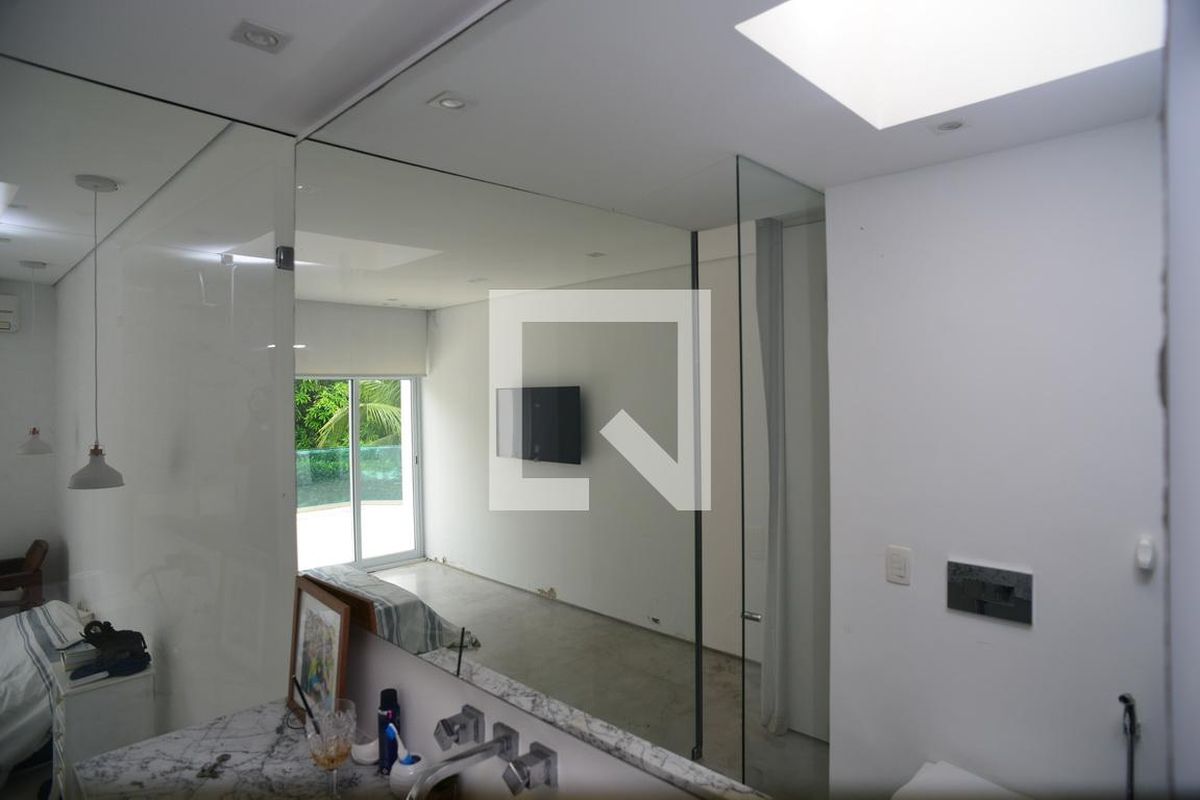 Casa, 4 quartos, 1400 m² - Foto 79