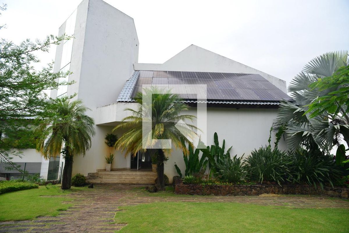 Casa, 4 quartos, 1400 m² - Foto 1