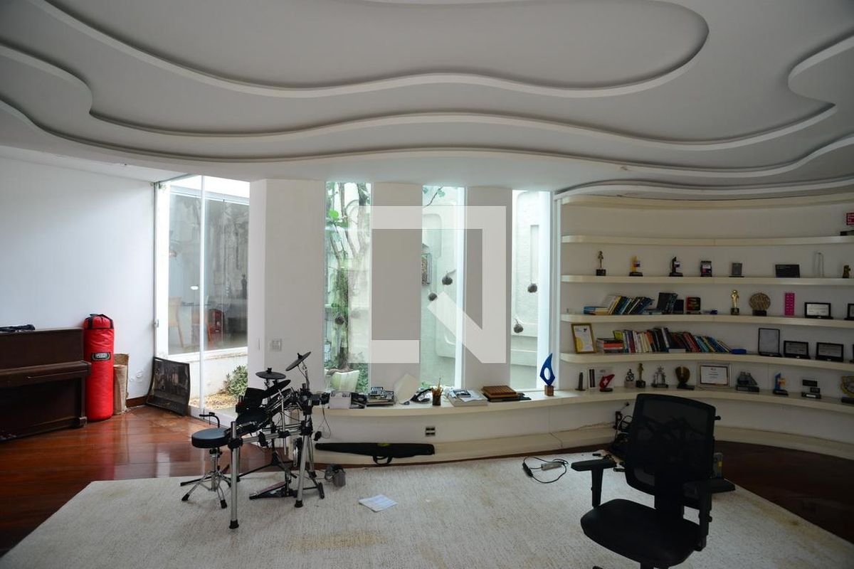 Casa, 4 quartos, 1400 m² - Foto 27