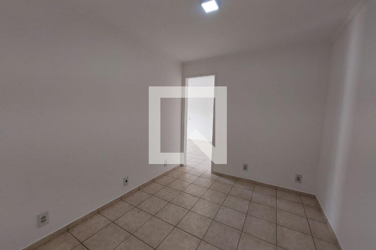 Casa, 6 quartos, 256 m² - Foto 4