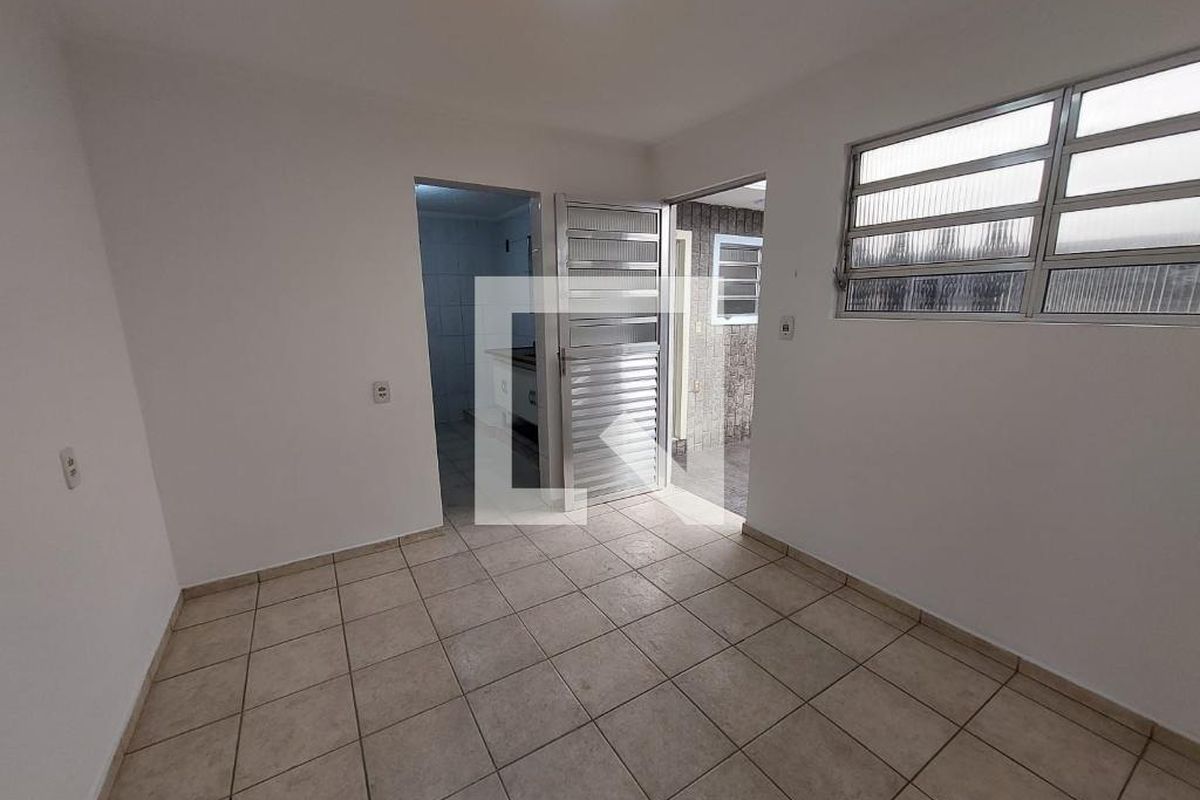 Casa, 6 quartos, 256 m² - Foto 2