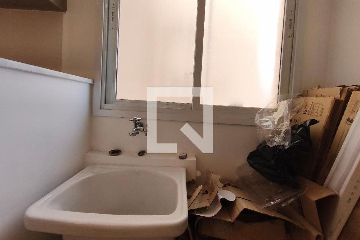 Apartamento à Venda - Jardim do Lago, 2 Quartos,  64 m2 em , Campinas - sp | SoloBR