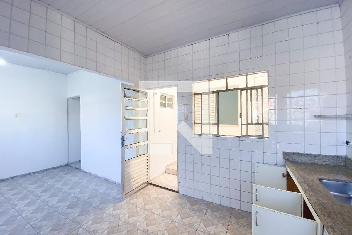 Casa, 5 quartos, 230 m² - Foto 46