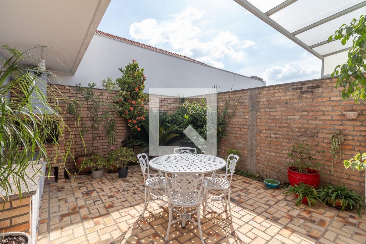 Casa, 3 quartos, 220 m² - Foto 80