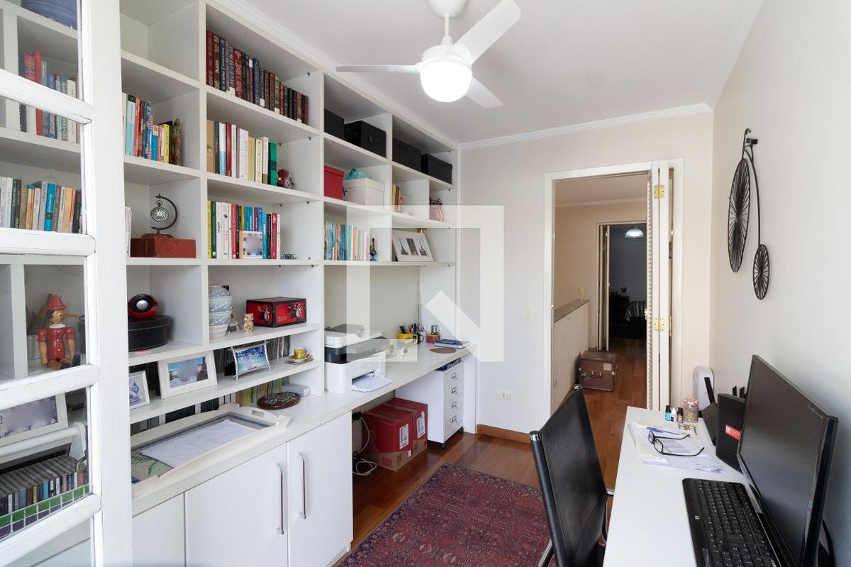 Casa, 3 quartos, 220 m² - Foto 48
