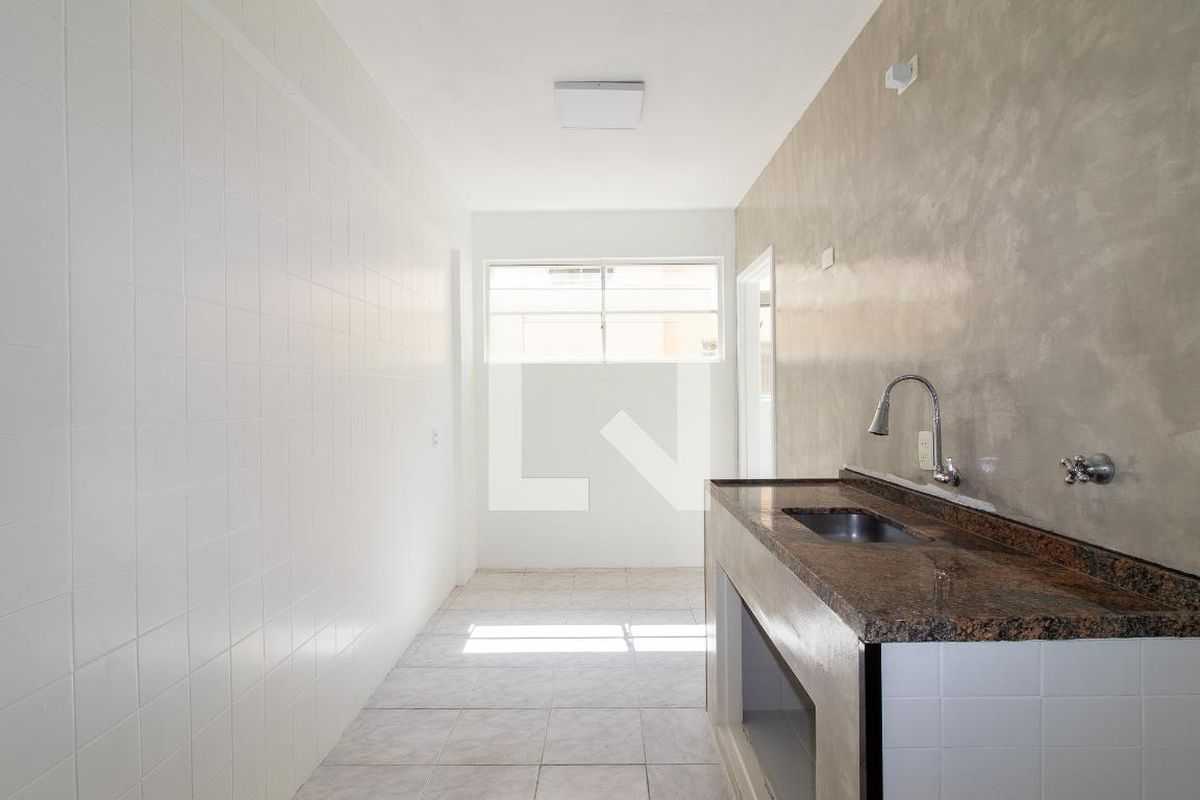 Apartamento à Venda - Cambuí, 2 Quartos,  66 m2 em , Campinas - sp | SoloBR