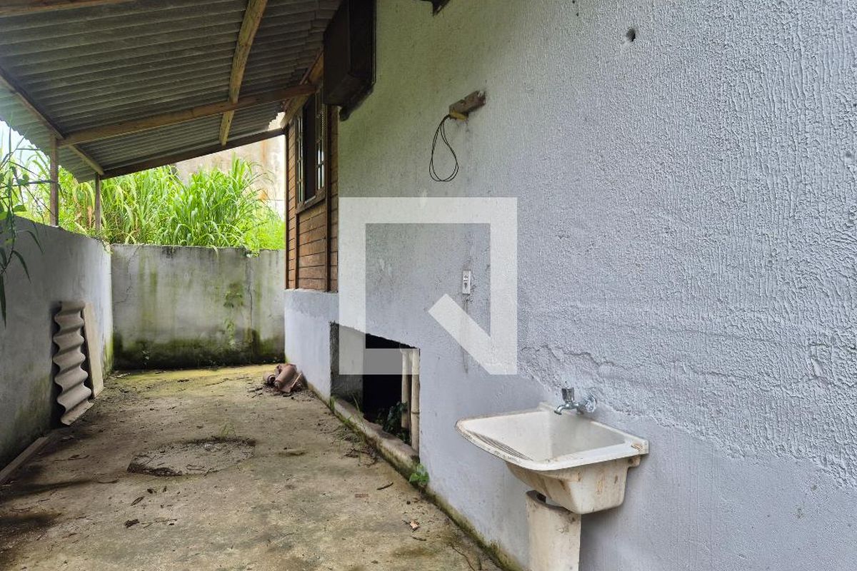 Casa, 2 quartos, 200 m² - Foto 40