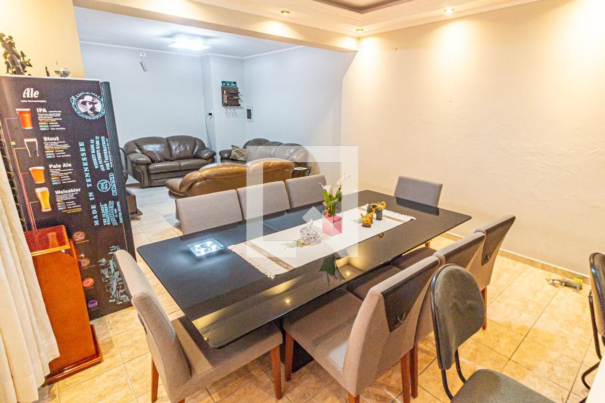 Casa, 3 quartos, 240 m² - Foto 8