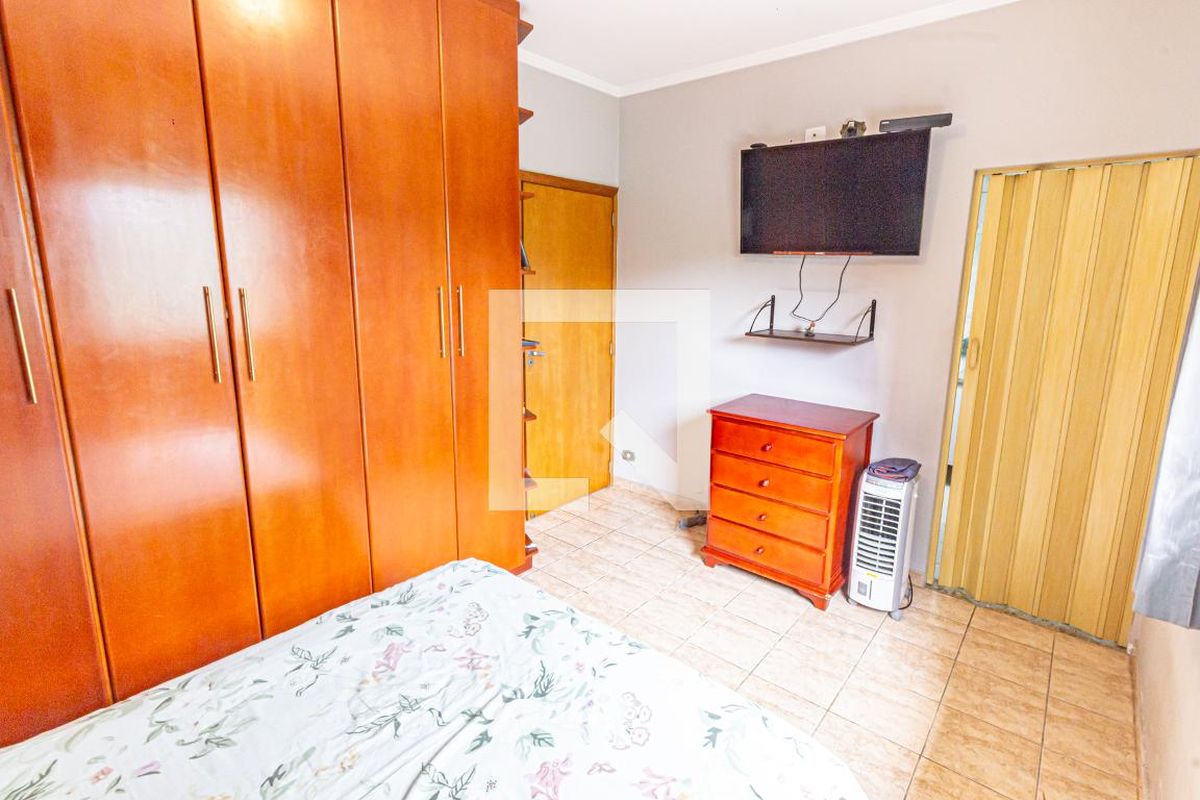 Casa, 3 quartos, 240 m² - Foto 18